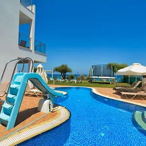  Villa Seafront